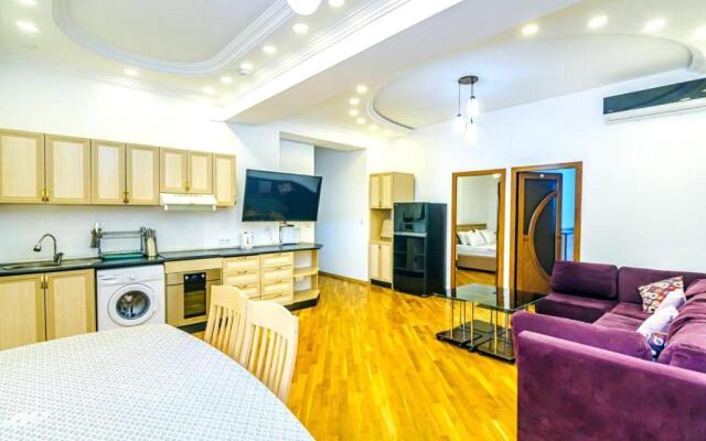 7 Bedroom Apartment on LEYLEK - Nİzami st.