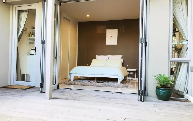 New Market Cozy Room