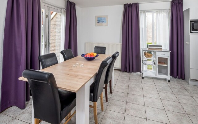 Detached, Well-Kept Holiday Home with Wifi, Beach at 500 M