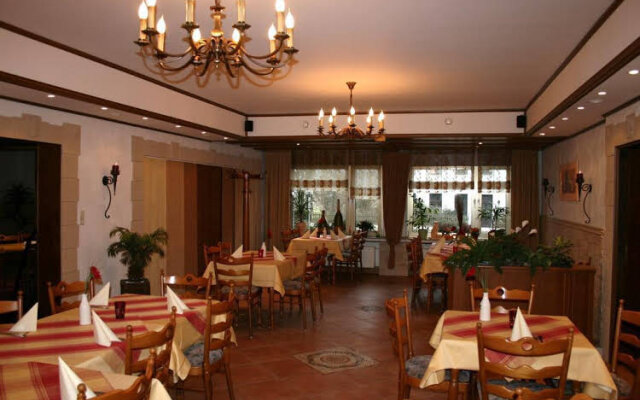 Gasthof zur Post Hotel - Restaurant