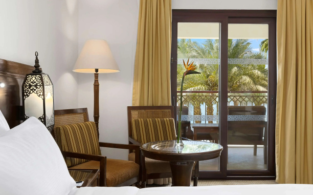 Hilton Luxor Resort & Spa
