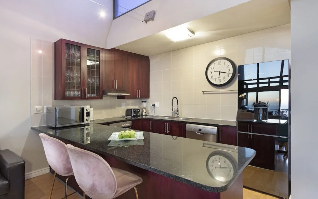 Penthouse F23 Seaside Village