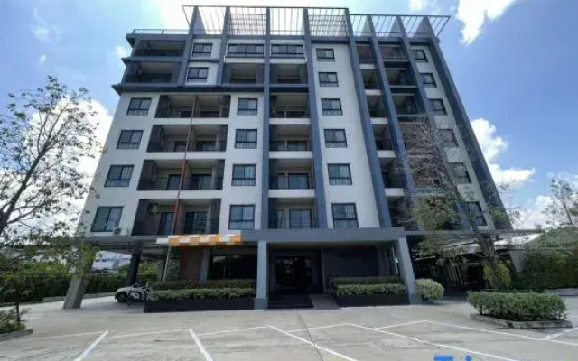 Premier Luxe Hotel