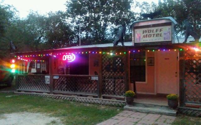 Wolff Motel