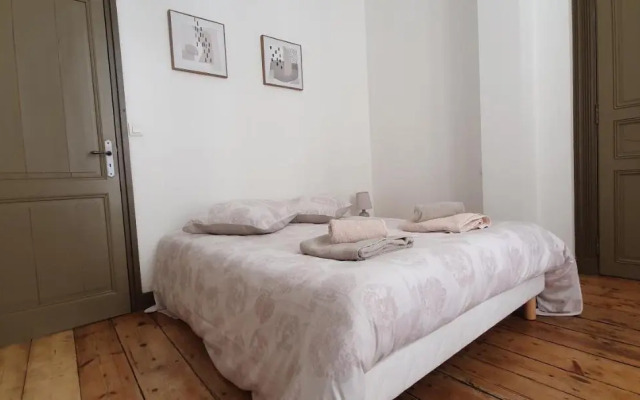 Centre Ville Historique 3 Pièces Duplex