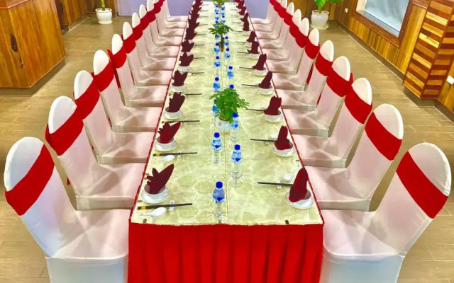 Royal Khanh Hotel