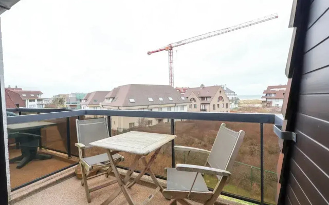 Modern Apartment Near Seabeach