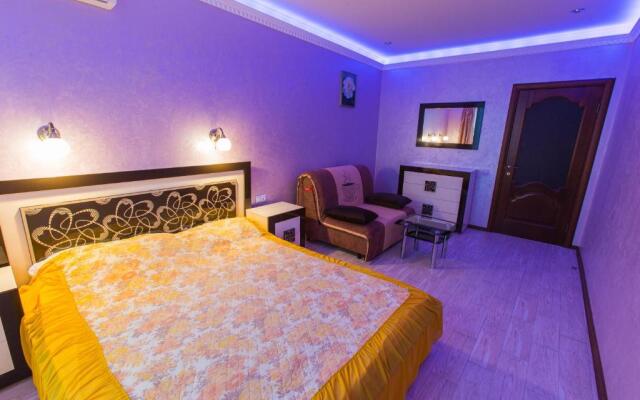 Modern Apartment on Akademika Sakharova 27a