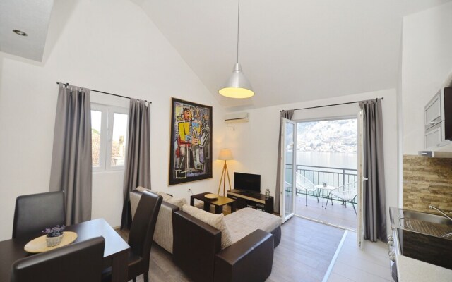 House 44 apartments