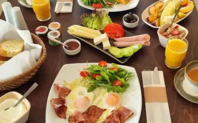 Ammos Kalamitsi Bungalows & Restaurant