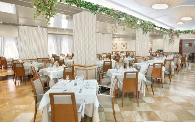 Hotel Palmira Paradise & Suites