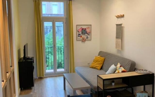 Marseille LOFT 50m2 au c ur du Cours Julien