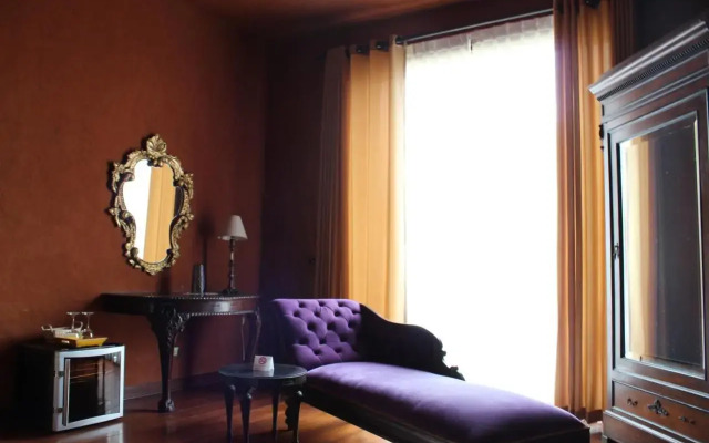 De Sol y Barro Sanctuary Lodge