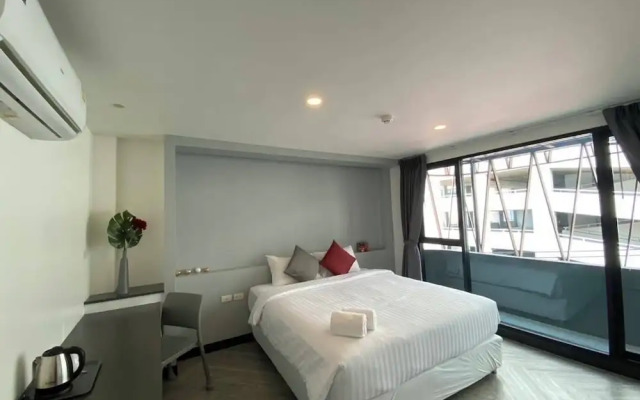 14 Sathorn hotel