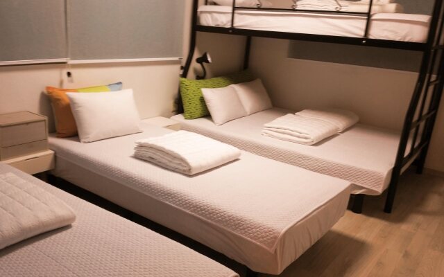 Hola Seoul Guesthouse