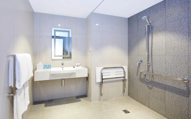 Holiday Inn Express Brisbane Central by IHG