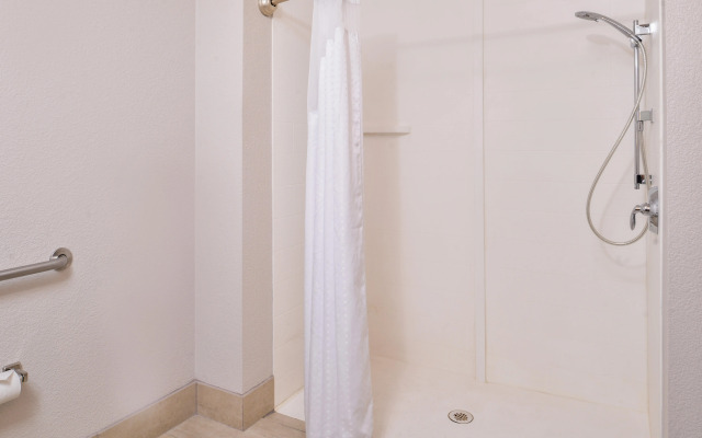 Holiday Inn Express Westley by IHG