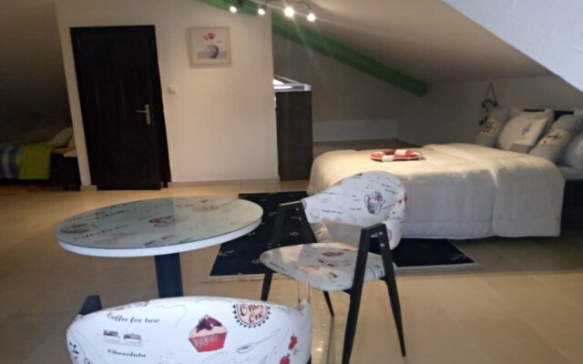 Residence Divine Palace