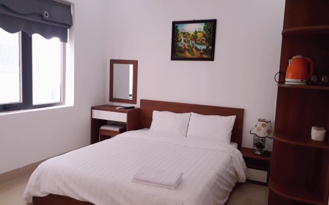 Moonlight Beach Hotel