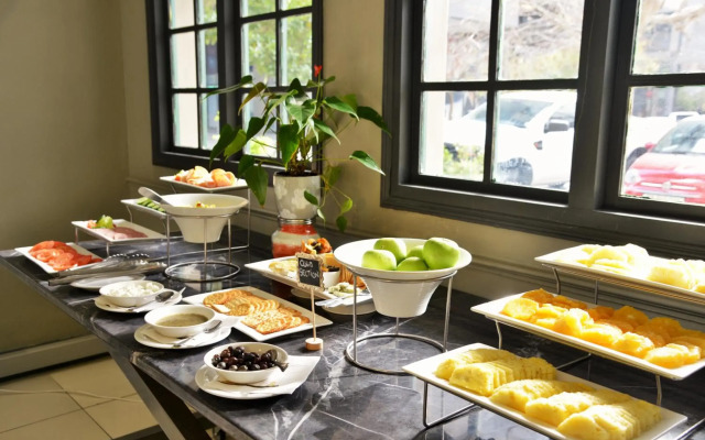 Capetonian Hotel