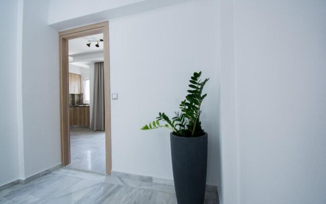Semes Luxury Apts by Estia