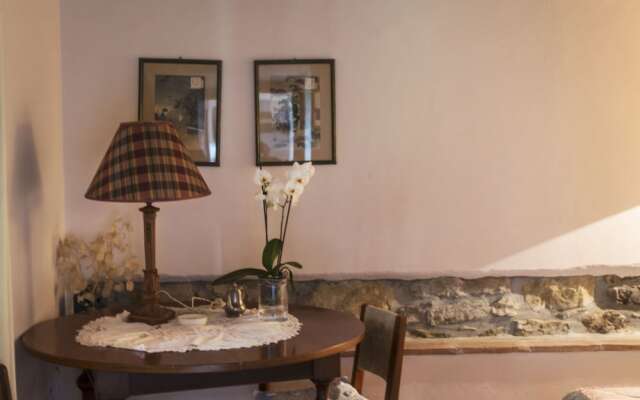 Apartment the Fireplace a Relax Oasis Near Florence