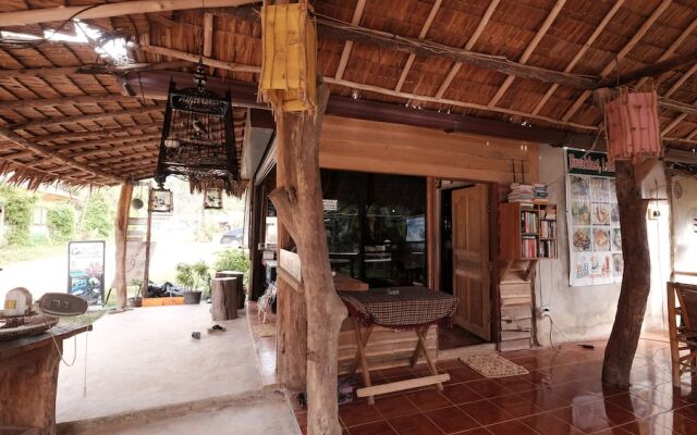 Mama Klong Khong Bungalow