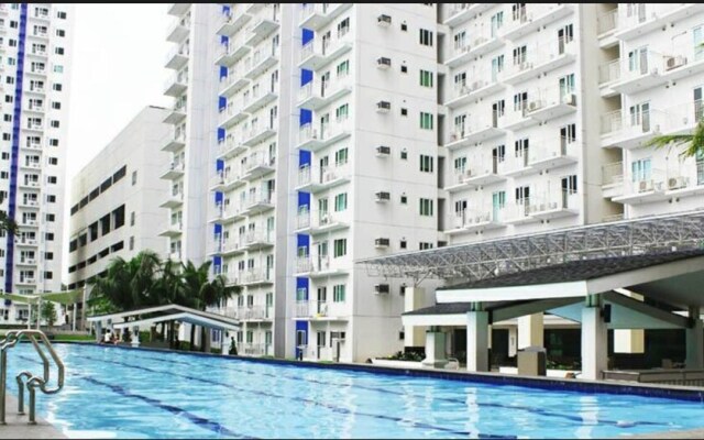 Grass Residences