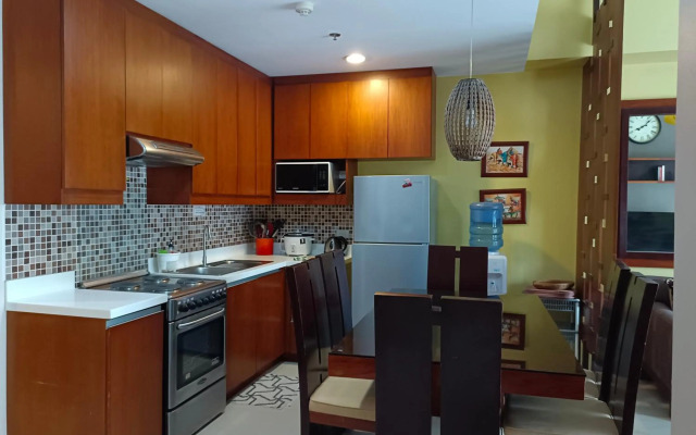 Miranda 514B by Raquel's Place at Pico de Loro