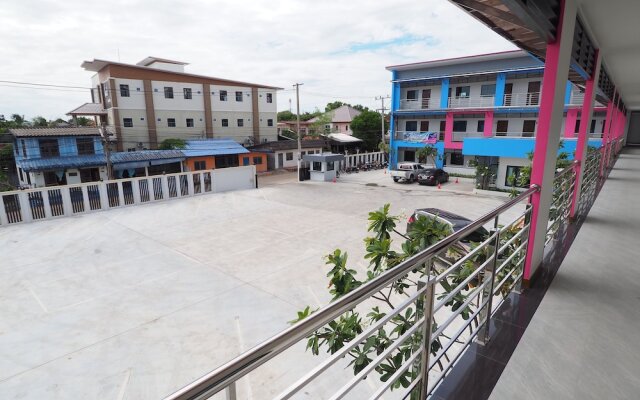Waritthon Residence