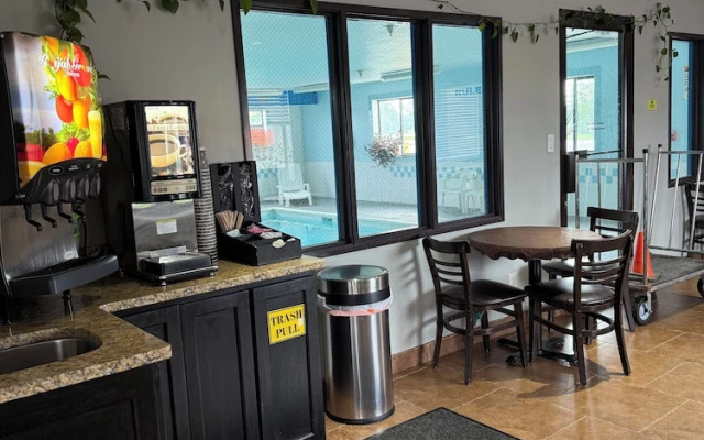 Super 8 Campbellsville KY