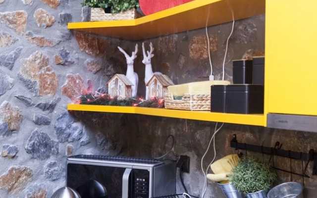 Rock Dandy Mountain House