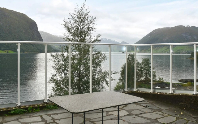 8 Person Holiday Home in Skei i Jølster