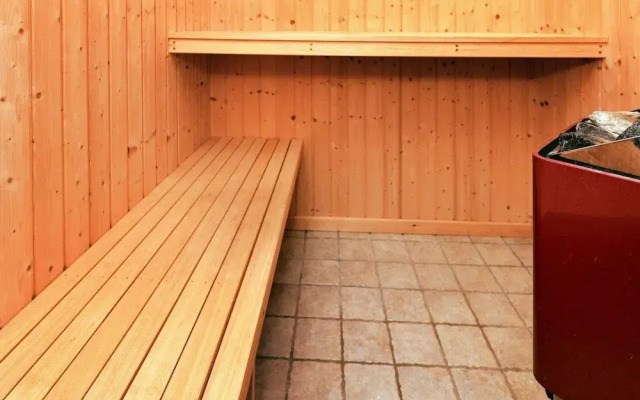6 Person Holiday Home in Oksbol