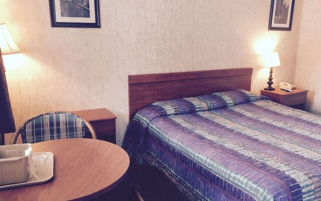 Red Carpet Inn