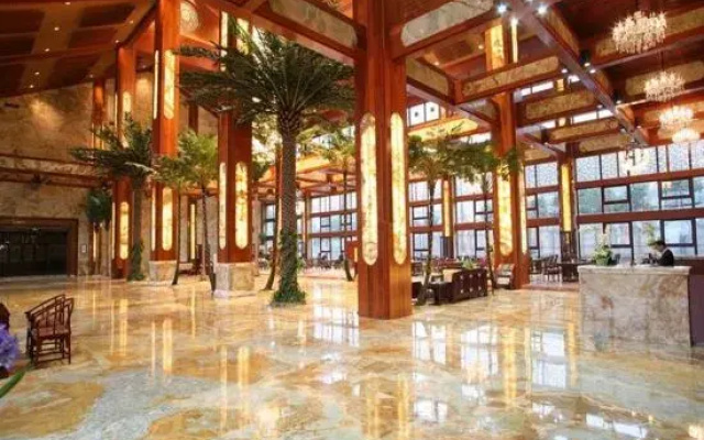Donggu Lake Xiangshan New Century Hotel