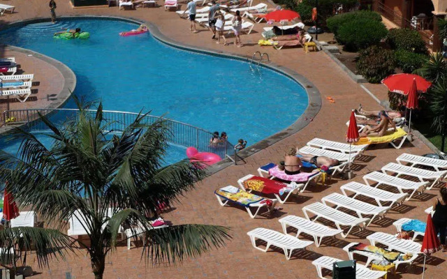 Los Alisios Apartments