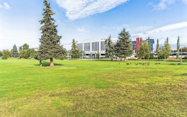 Highliner Hotel - Queen Suites