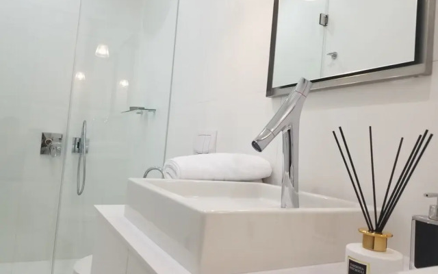 Luxury Residence Suites Design Style