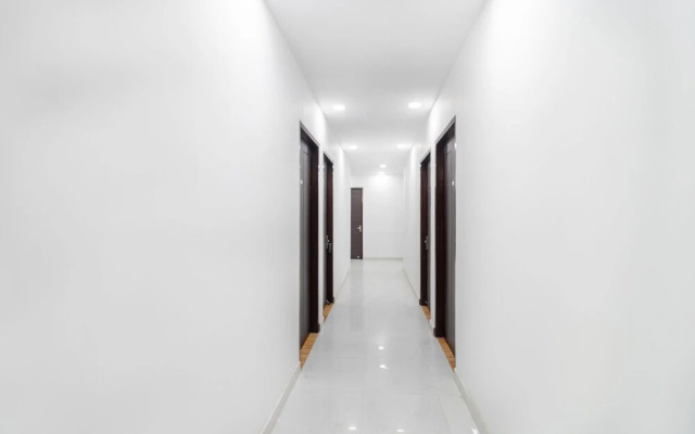 Oyo 40460 Paradise Studio