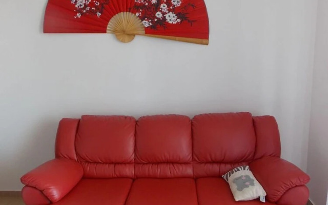 Markle - Swimming Pool and Sunbeds - A3