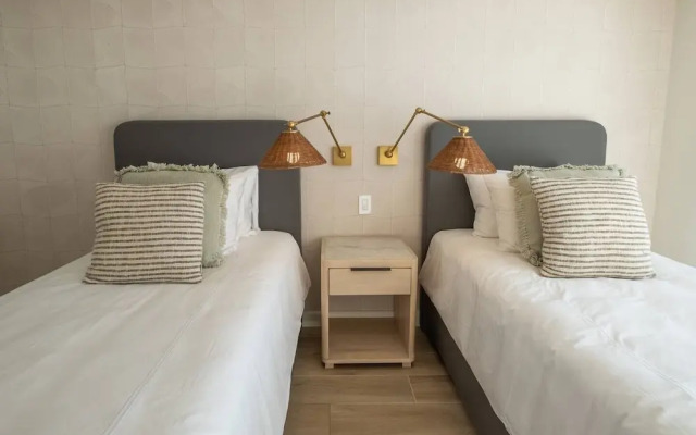 Pacific Point 1106A