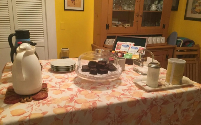 Secret Garden Inn and Cottages