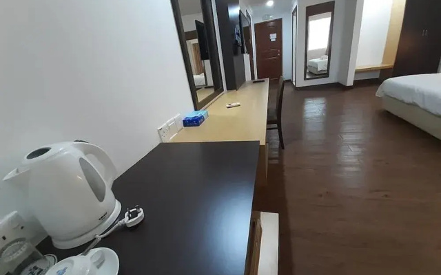 Sara Hotel
