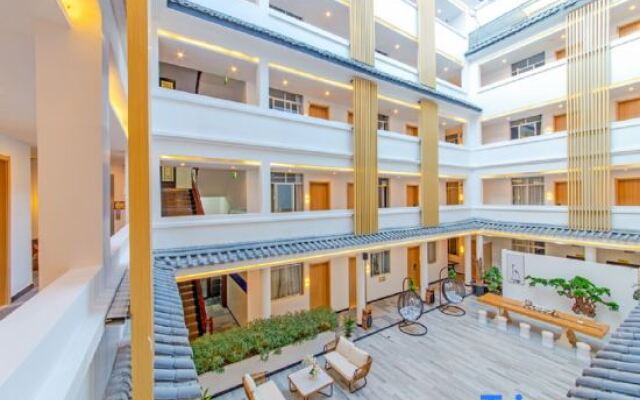 Yunduo Hotel (Lijiang Ancient City)