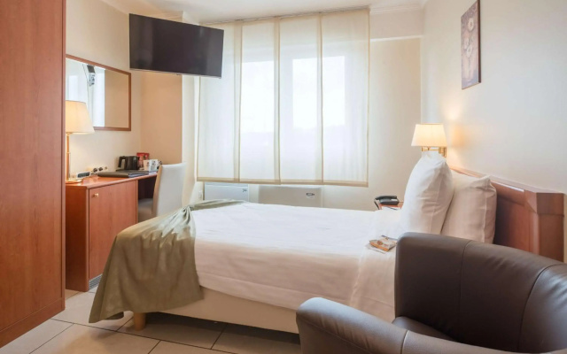 Best Western Plus Grand Hotel Victor Hugo