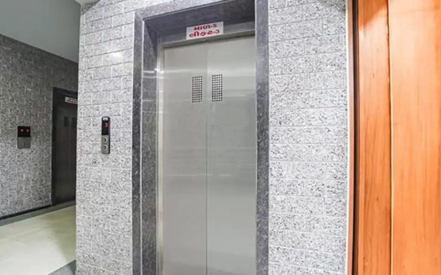 Fabhotel Vishala Inn