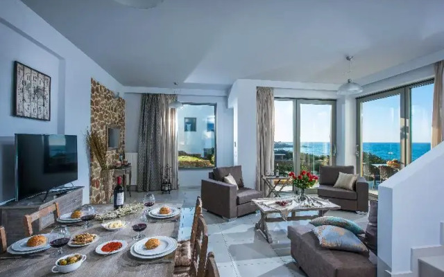 Beach Front Villa Peri