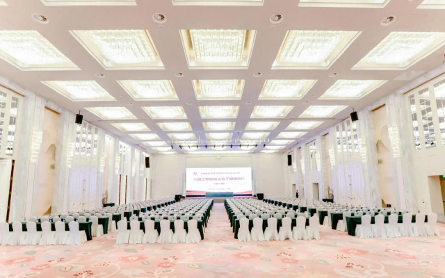 Weihaiwei Hotel