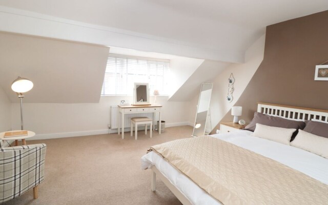3 George Street, Whitby